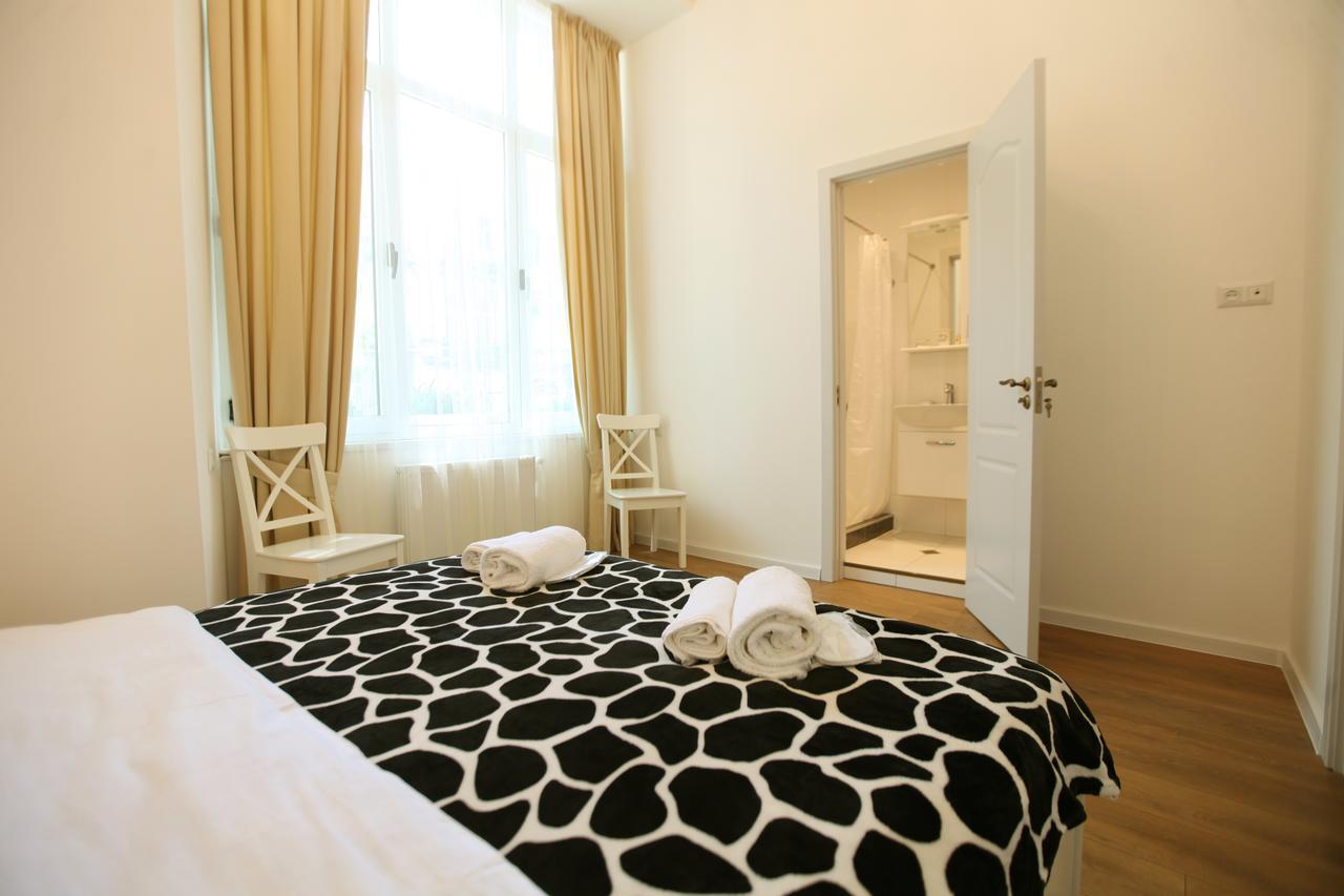 Diplomat Apartment Тбилиси Екстериор снимка